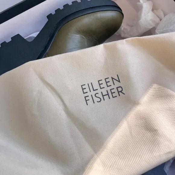 Eileen Fisher Kat Chelsea Boot in Olive Leather w/ Lug Sole - Sz 6.5 - Picture 6 of 9